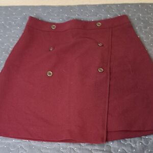Banana Republic Women's Burgundy Skirt size 2